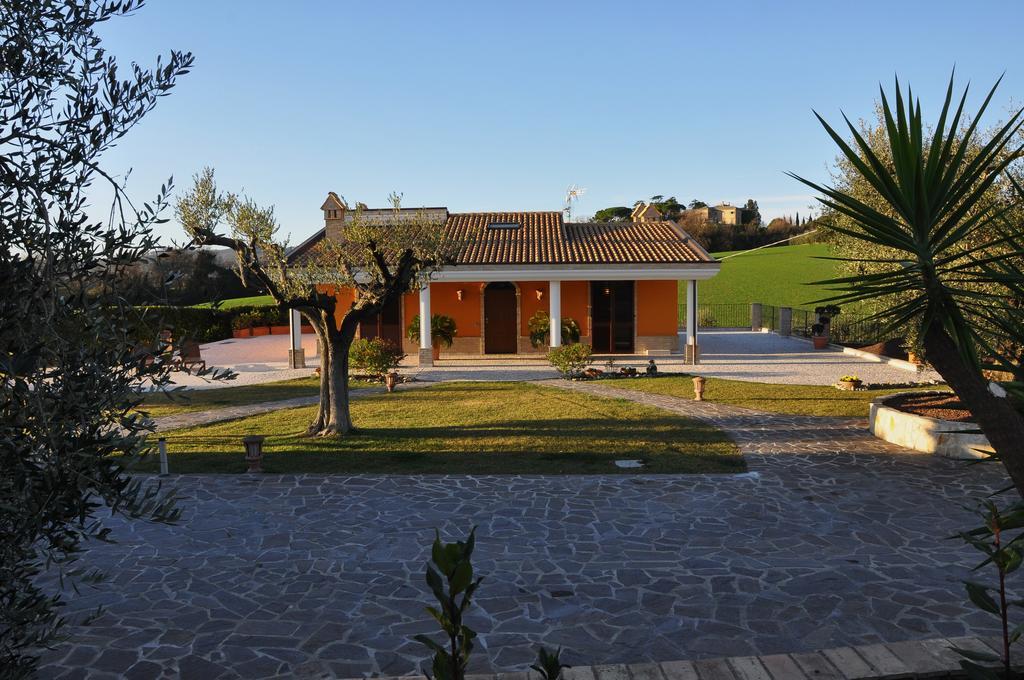 B&B Agrifoglio SantʼElpidio a Mare Dış mekan fotoğraf